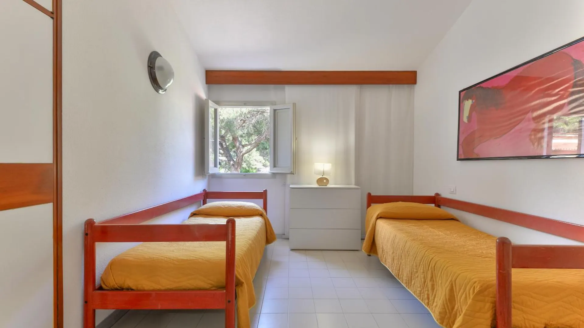 Дом отдыха Villa Montecristo Марина-ди-Кампо