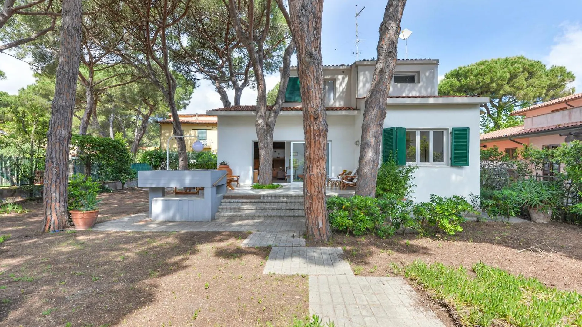 Villa Montecristo Марина-ди-Кампо Италия