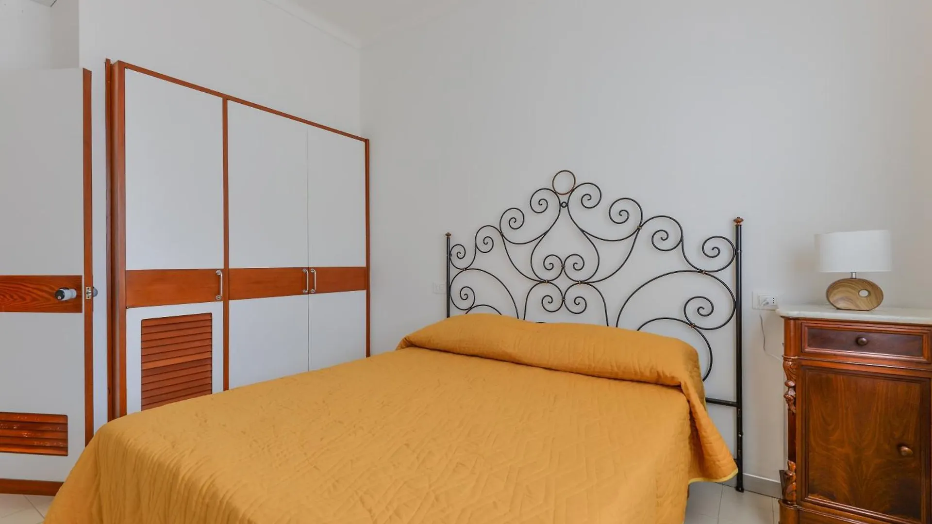 Villa Montecristo Марина-ди-Кампо